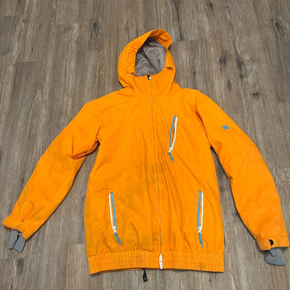 DC snowboarding jacket